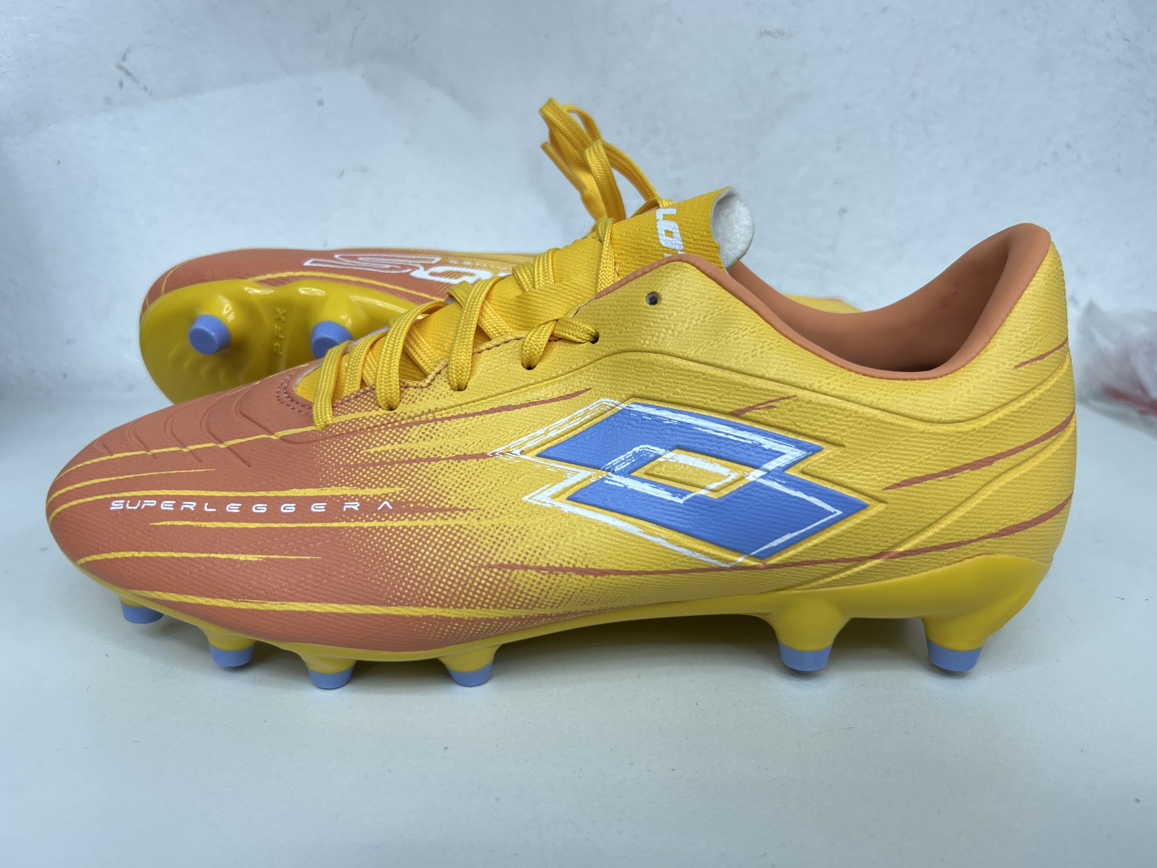 Zapatillas de futbol {8 - 40.5} Loto súper leggera - Mostaza
