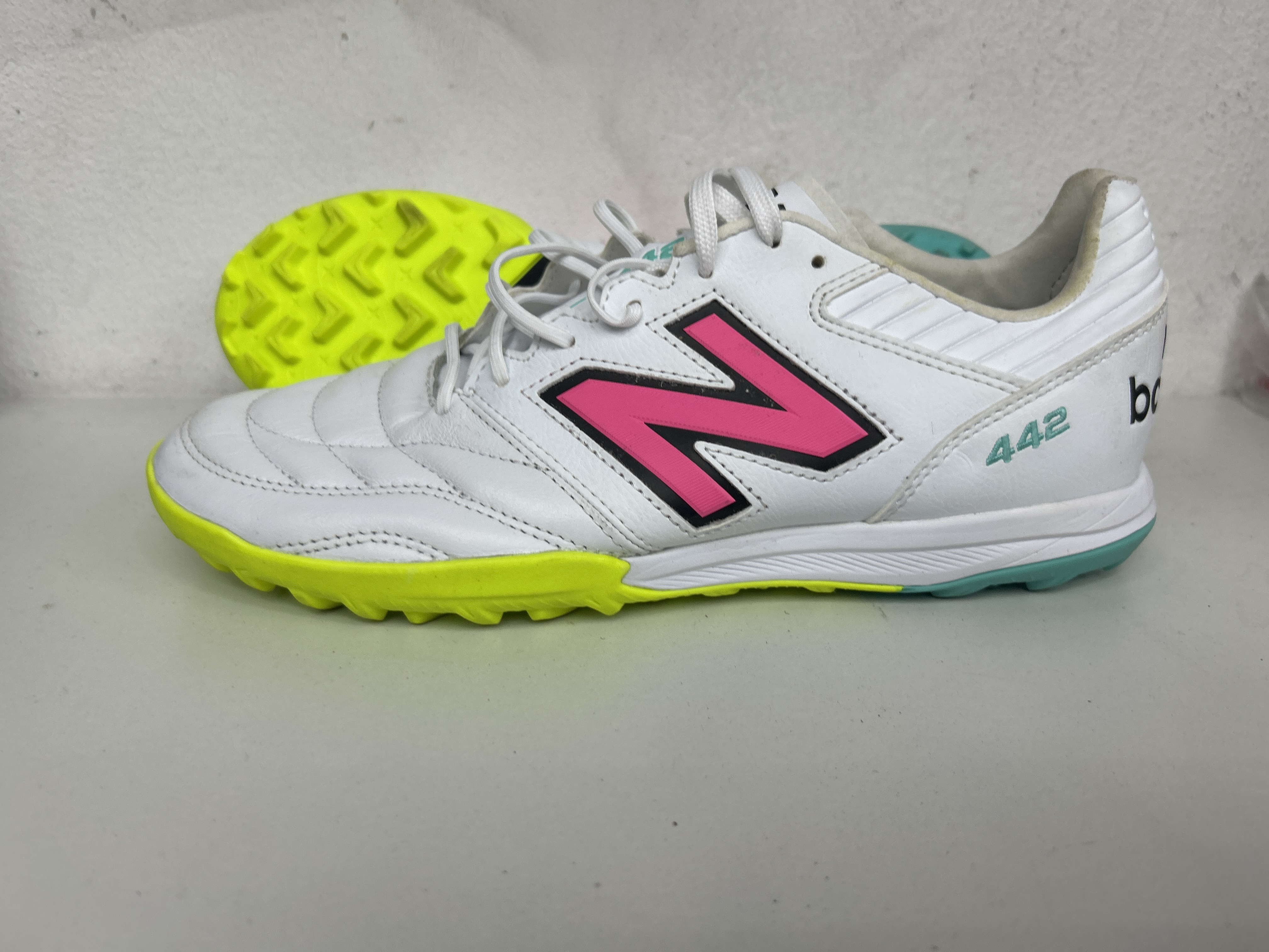 Tenis de futbol {9.5 - 43} New Balance 442 FuelCell - Blanco