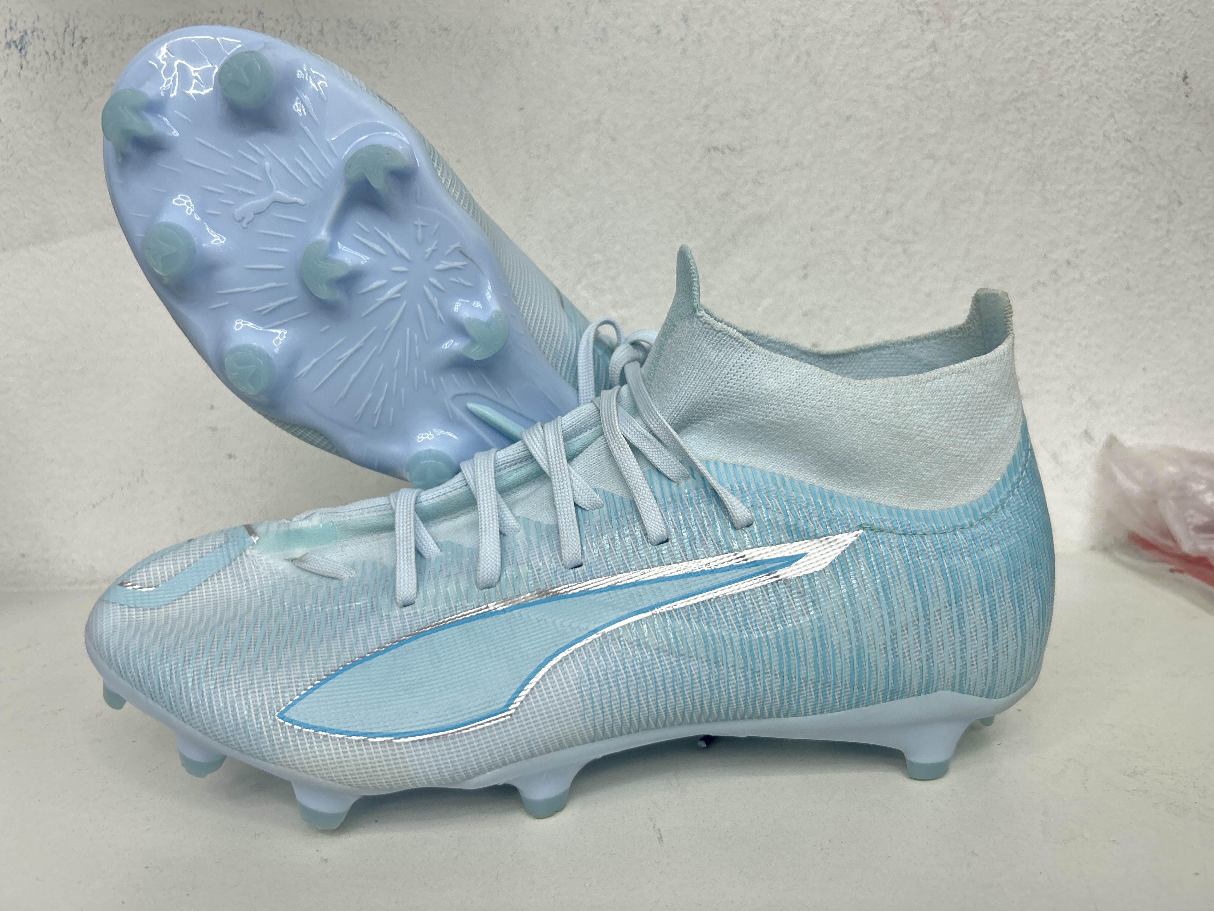 Zapatillas de Futbol {7 - 40.5} Puma Ultra - Azul Claro